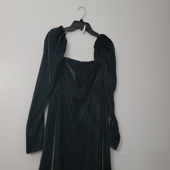 Antonio Melani MacKenzie Square Neck Long Sleeve Velvet A-Line Midi Dress - Picture 4 of 9
